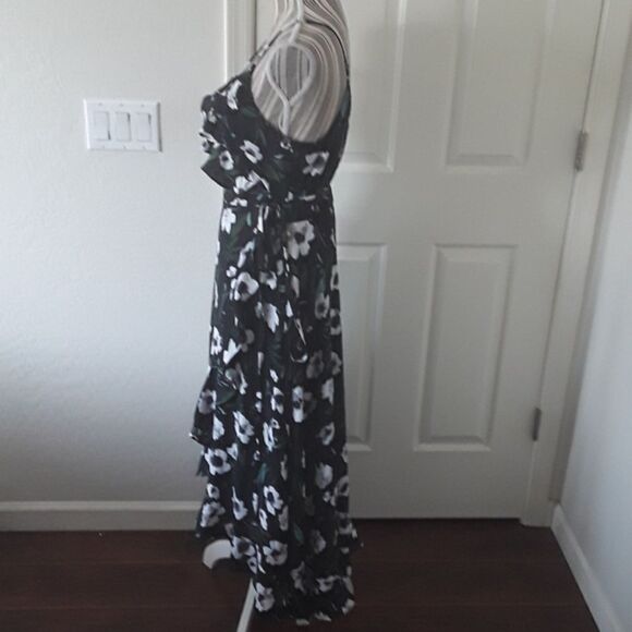 Bebe Floral Print Ruffle Hi-Lo Wrap Dress Cottage Core Feminine Festival Dress - Picture 9 of 12